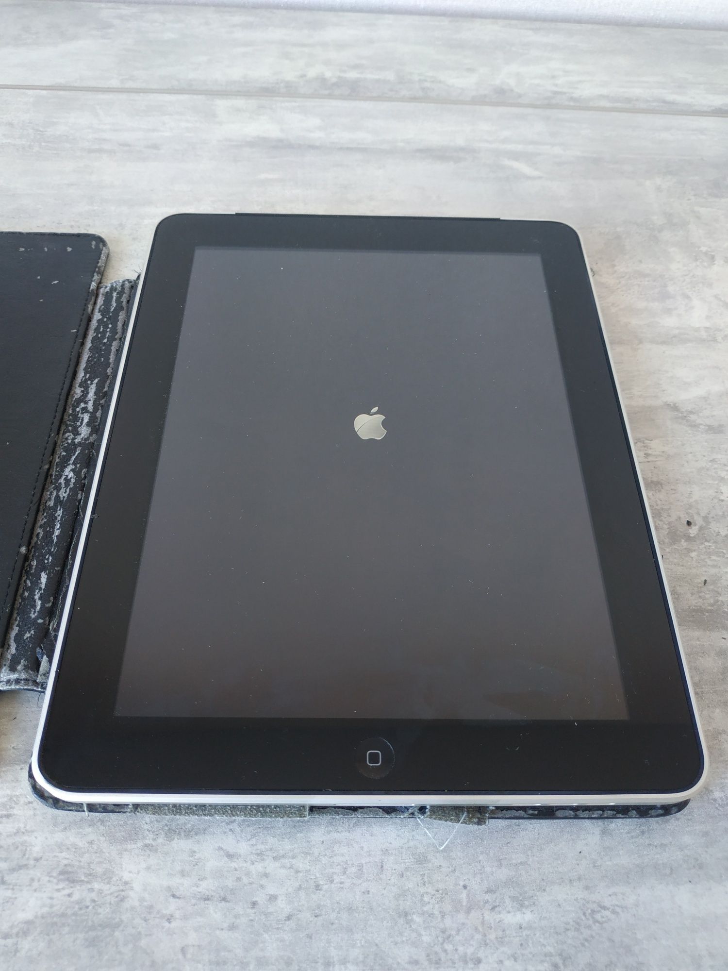 Apple iPad Model: A1337 64Gb 3G + WiFi