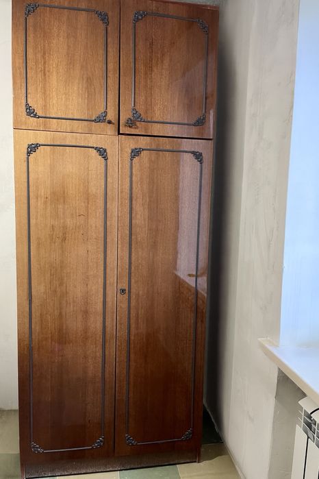 Дерев’яна шафа двохдверна, самовивіз Дніпро лівий берег