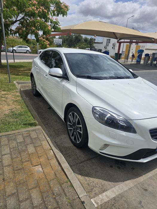 Volvo V40 D4 R-design 190cv
