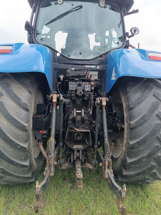 New Holland T7.235
