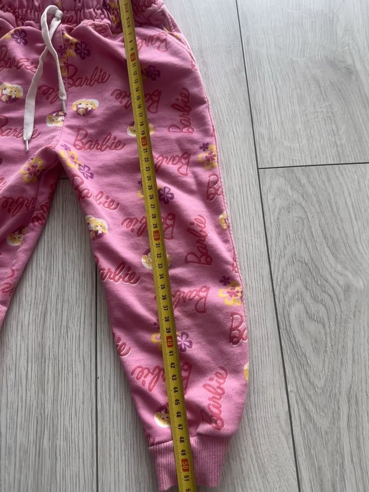 Dres dla dziewczynki Barbie rozmair 104