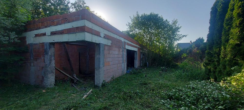 Dom jednorodzinny w budowie w Chudowie