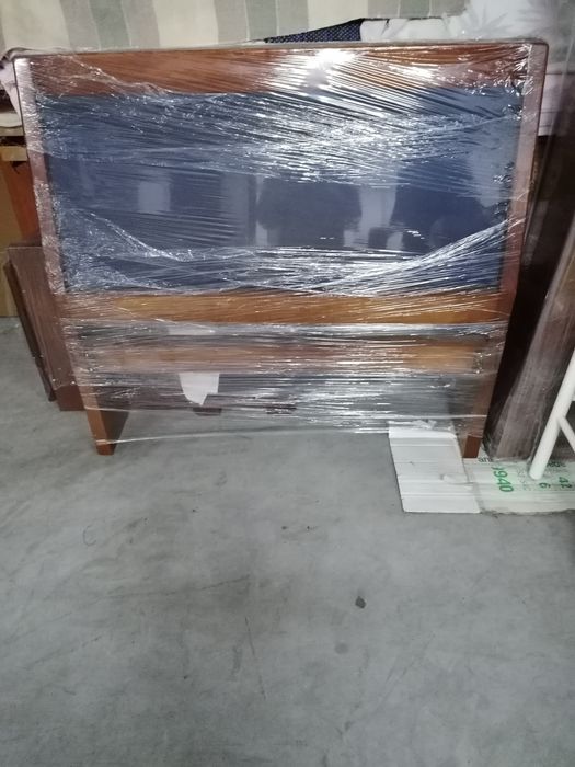 Cama solteiro usada