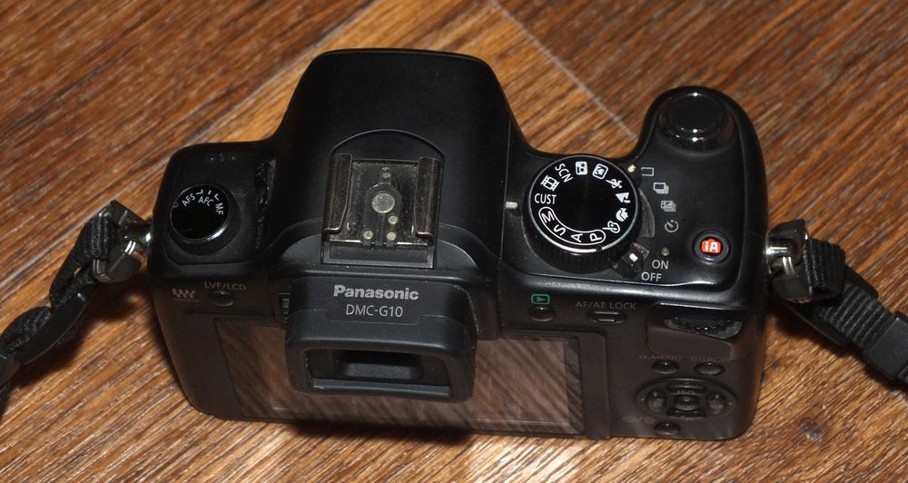 Фотоаппарат Panasonic Lumix DMC-G10 Body