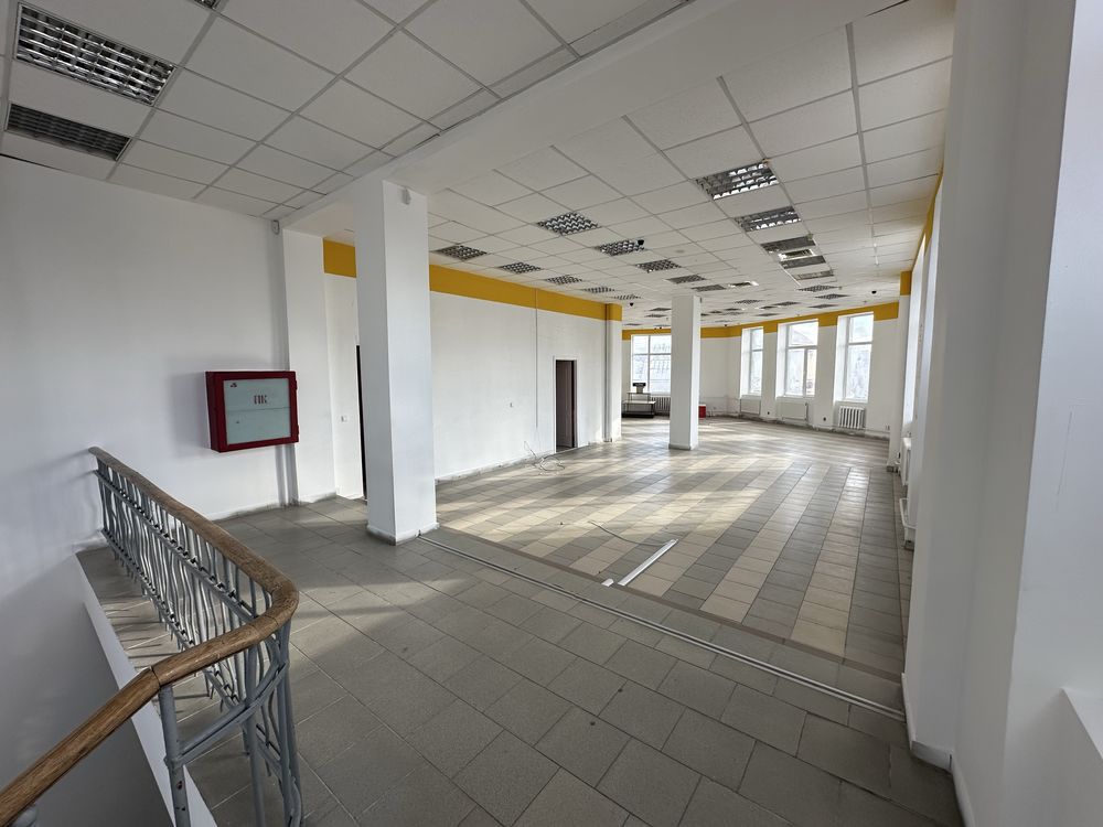 Комерційне приміщення в центрі міста