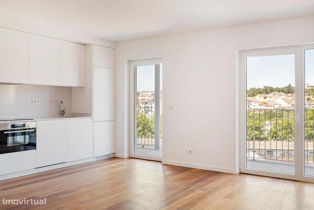 Apartamento T2 com estacionamento, Estrela, Lisboa