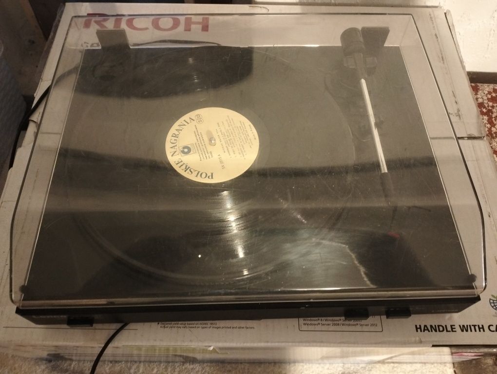 Sprzedam gramofon