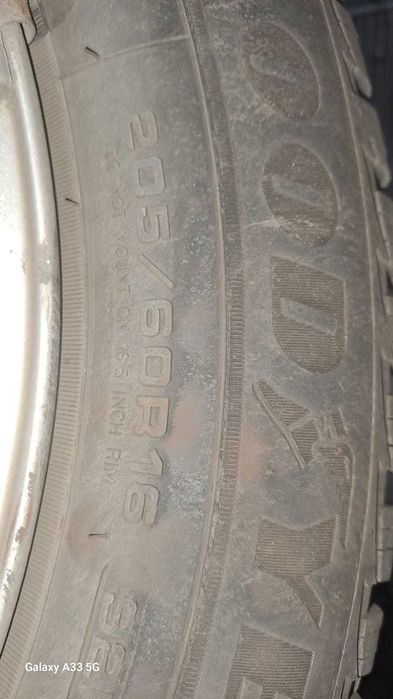 Komplet Kół Opon Zimowych GOOD YEAR Peugeot 407 16'' 19r.