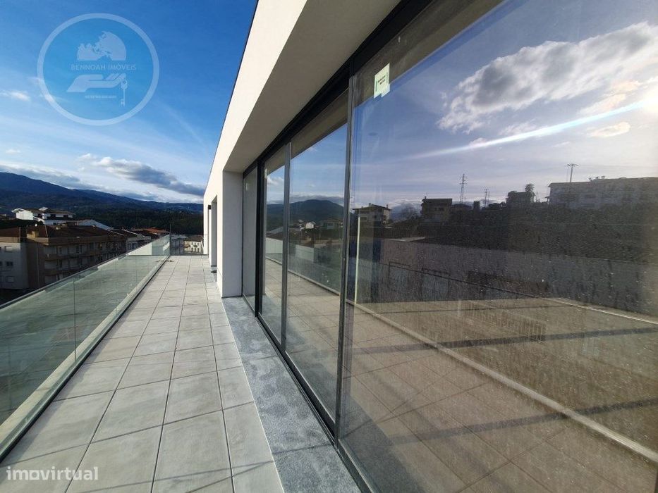 Penthouse T3 Arco de Baúlhe