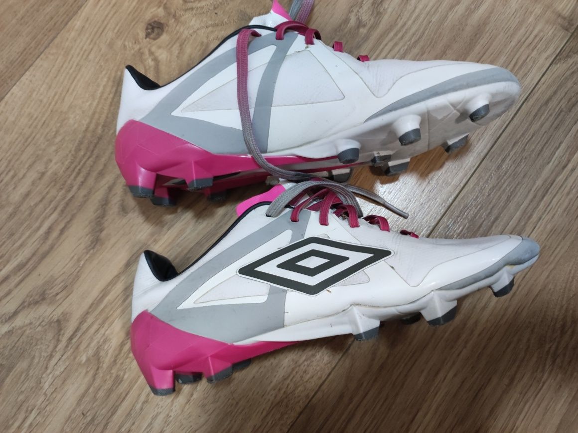 Buty korki Umbro Velocita Pro hg rozm ,40.5