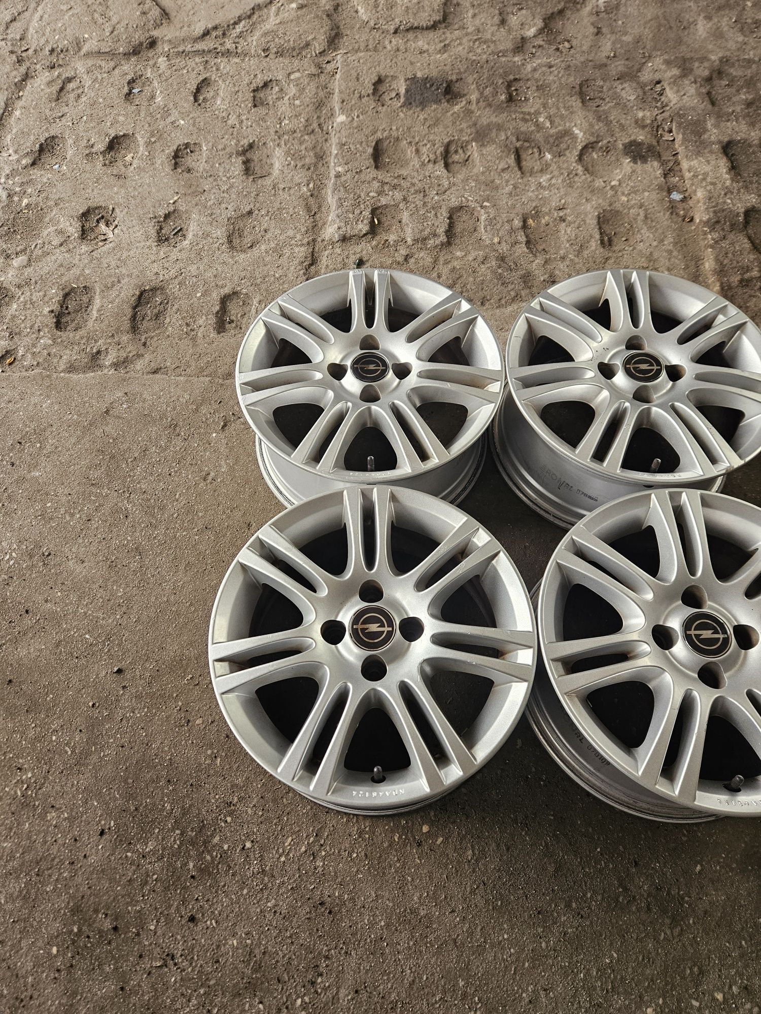 Alufelgi 15" Opel Astra Meriva Corsa Combo