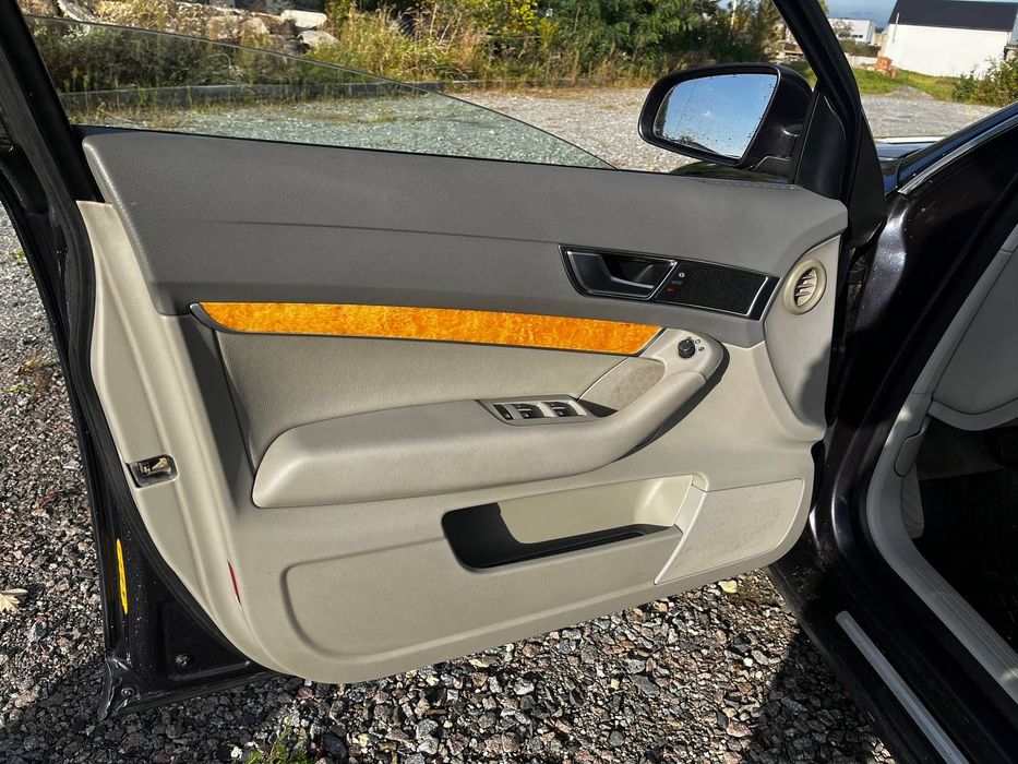 Продам Ауді A6 C6 3,0