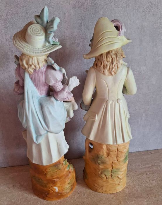 Парные статуэтки кавалер дама