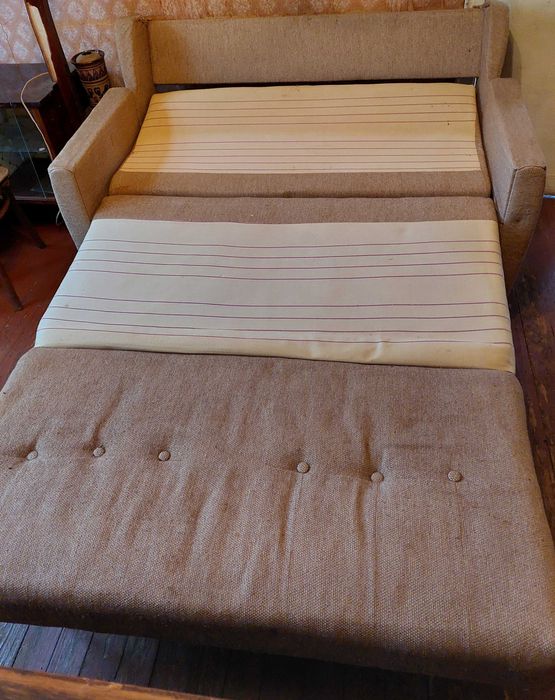 Диван розкладний плюс крісло 2 шт (кресло)