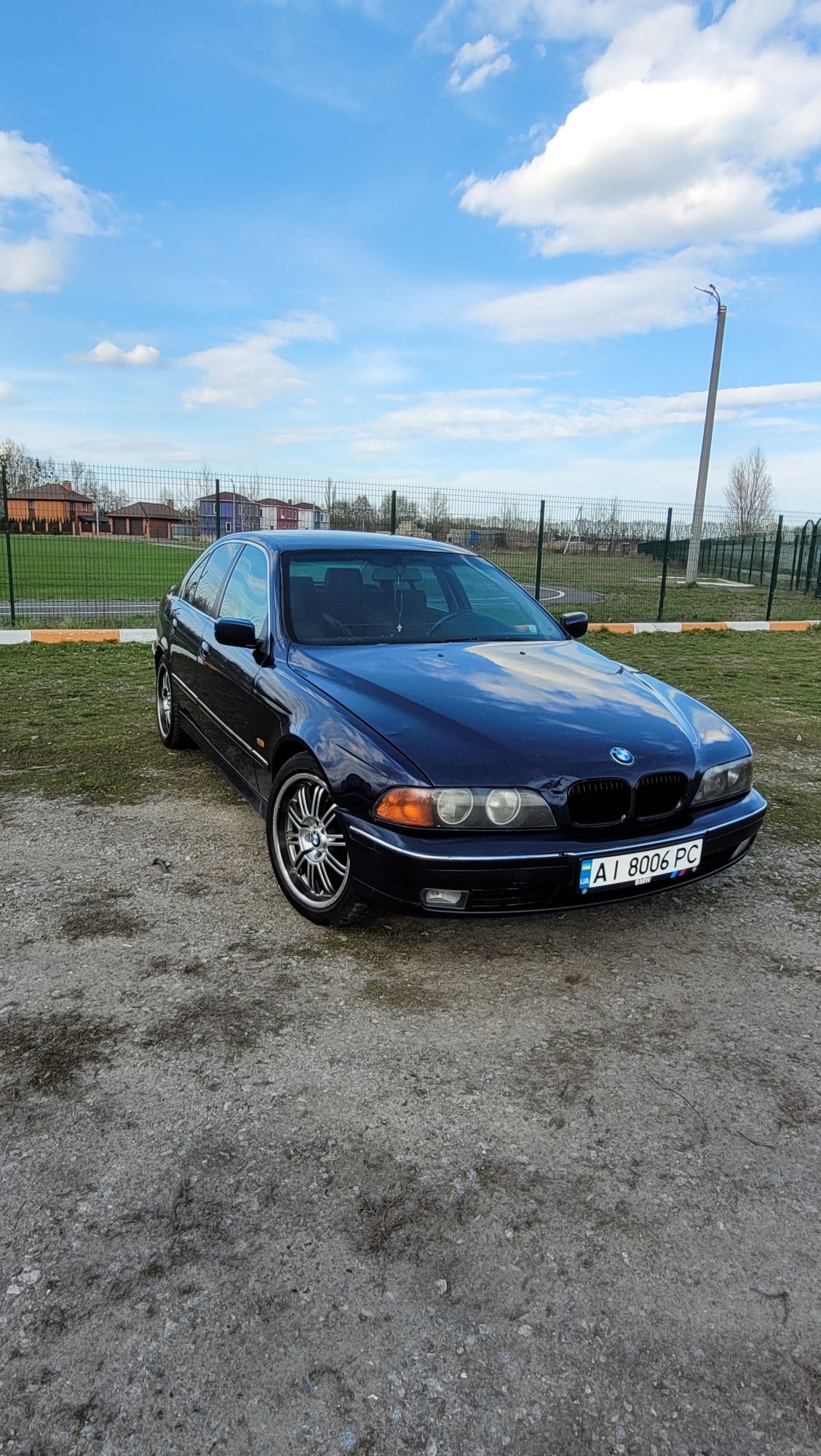 BMW  E39  2.8  Газ/Бензин