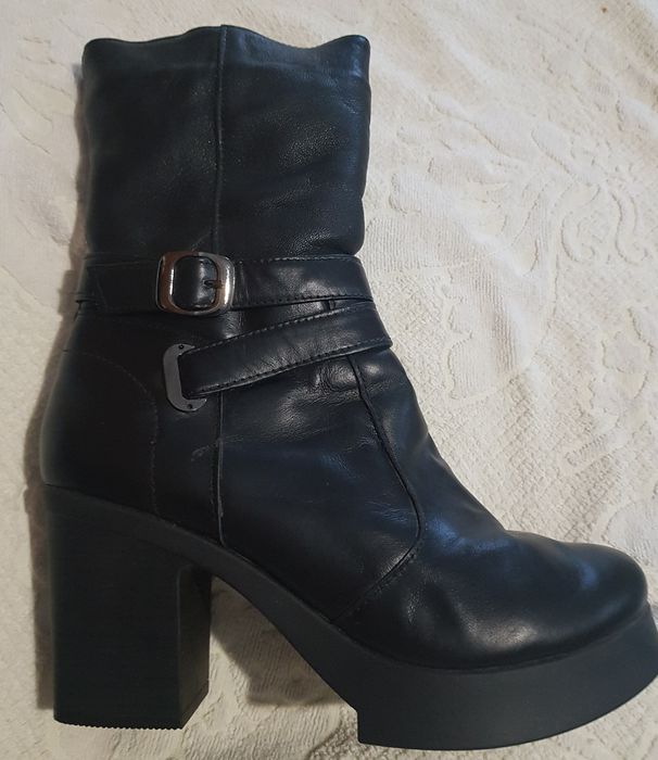 Сапоги Чоботи зимові жіночі 40р