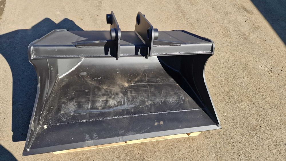 Łyżka skandynawska 150 cm do maszyn 6-10t JCB / CAT / VOLVO/ CASE / NH