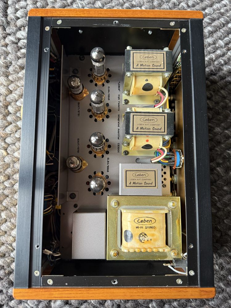Wzmacniacz Leben CS300X