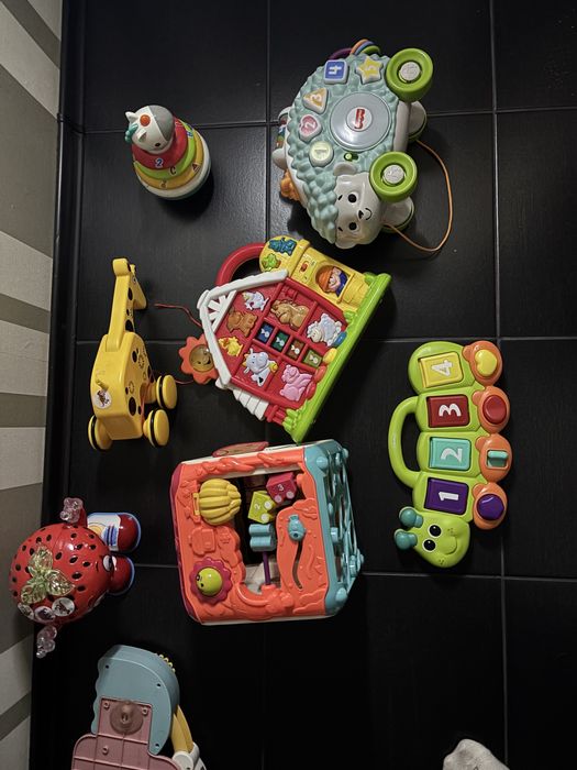 Бизикуб fisher price