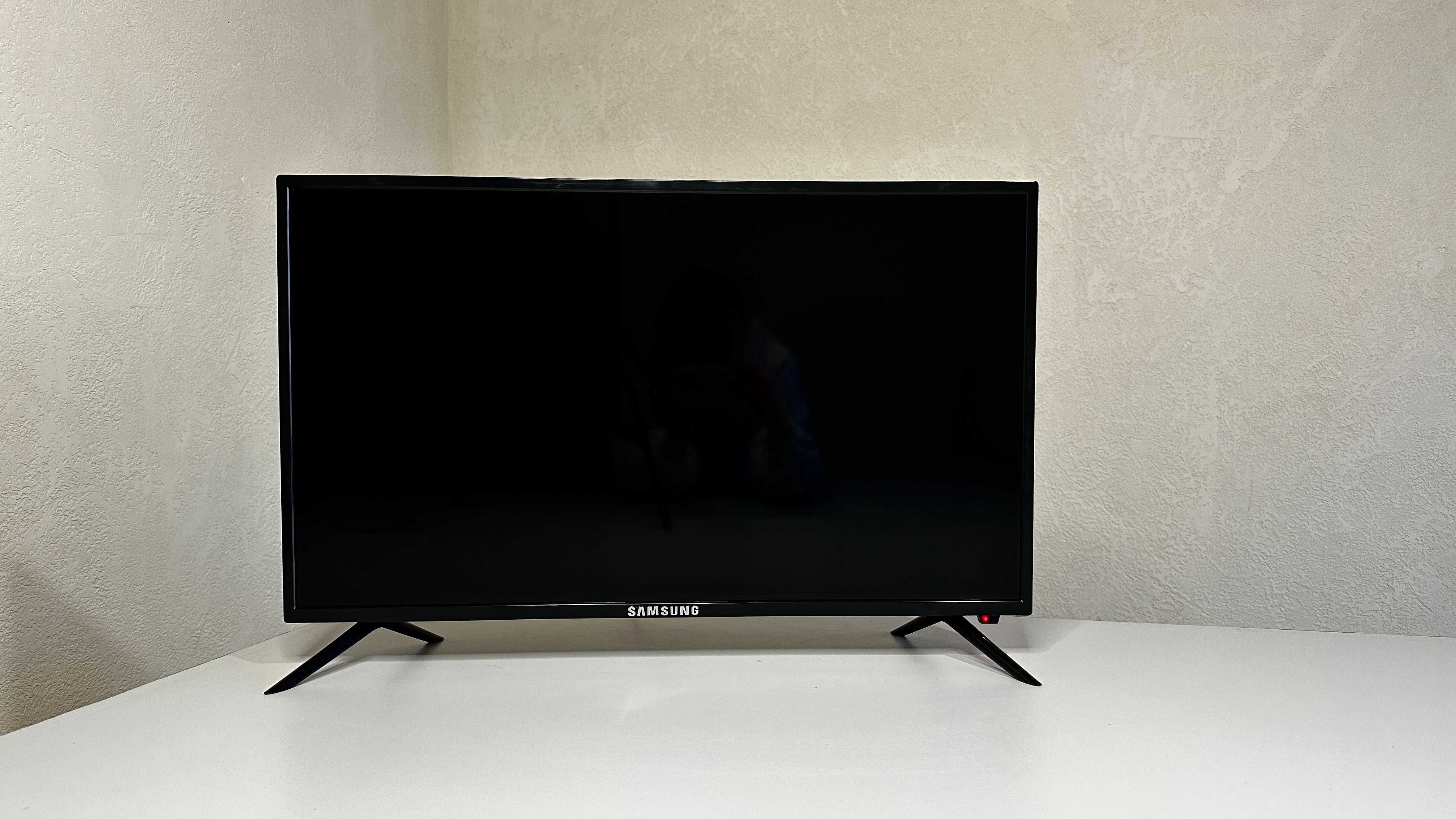 РОЗПРОДАЖ Телевізор Samsung 32 42 дюйми Смарт тв Т2 LED Wifi 4К Плазма