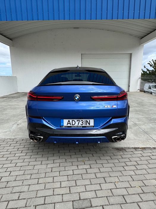BMW X6 M50i