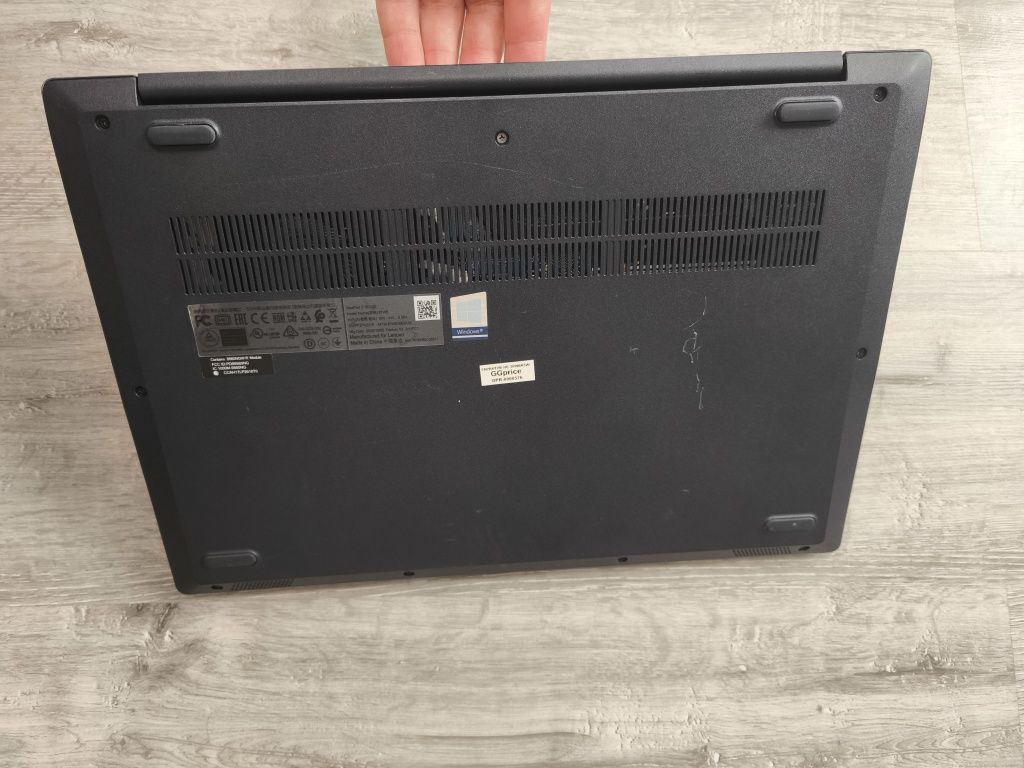 Мощний ноут Core i5-10th/SSD/DDR4/FullHD/для навчання/великий ноут