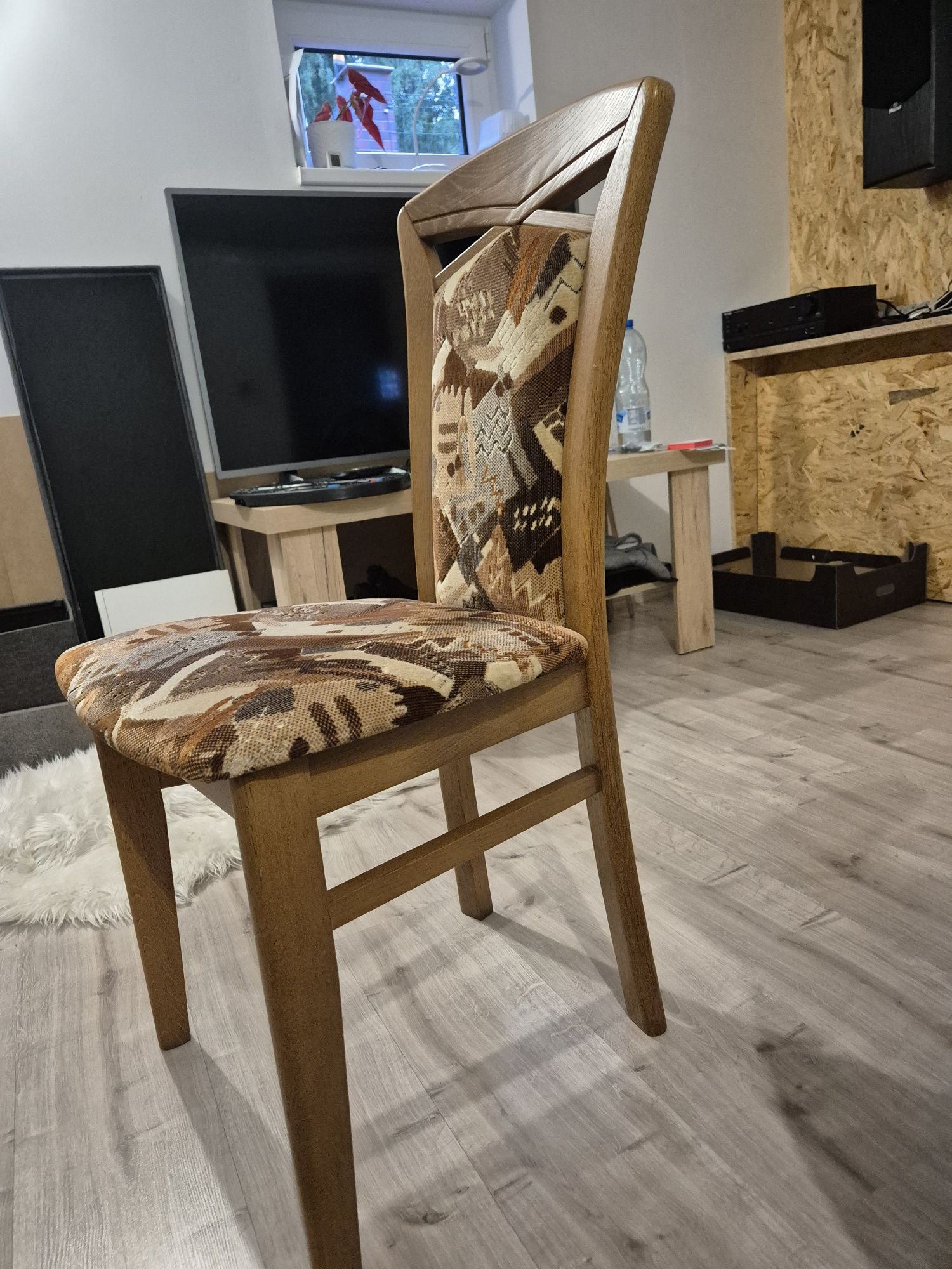 Komplet 6 solidnych krzeseł dębowych + GRATIS rozkładany stół 160 / 21