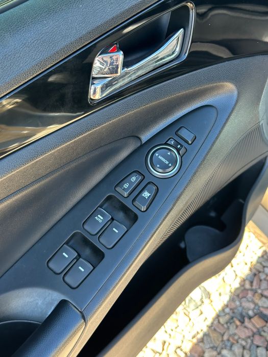 Продам Hyundai Sonata 2010 рік можлива розстрочка, кредит, обмін!