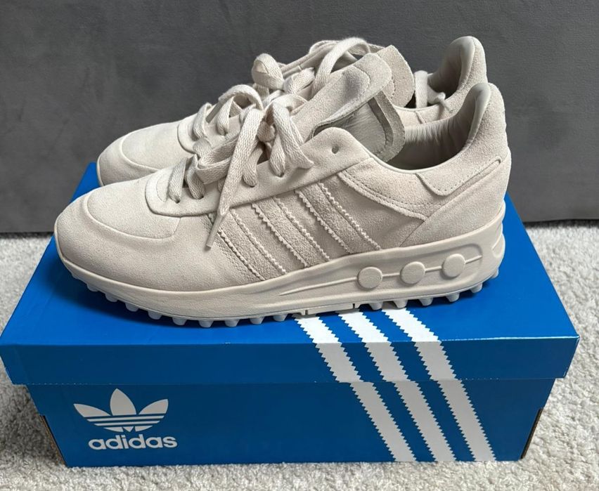 ADIDAS La trainer lux jasne