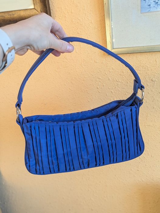 Torebka bagietka marszczona NA-KD