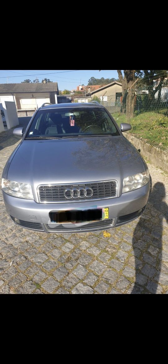 Audi a4 avant s line