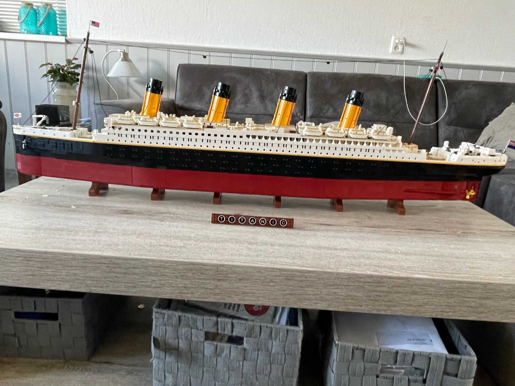 Titanic, 10294 - Klocki Creator + GRATIS