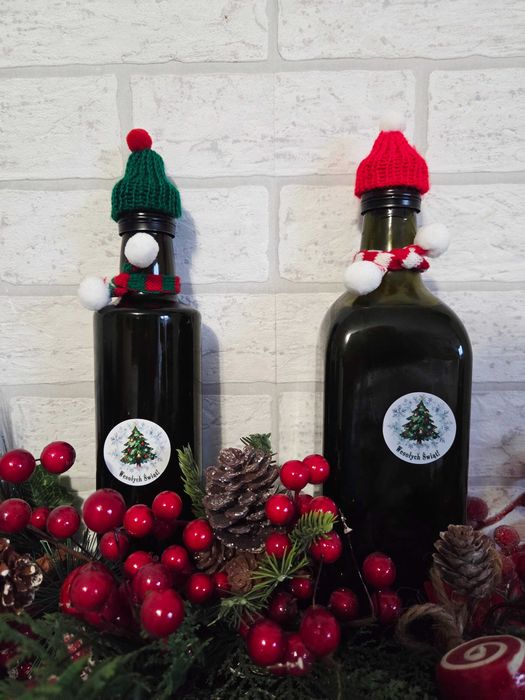 Świeżo tłoczona oliwa z oliwek prosto z Sycylii dostępna od ręki