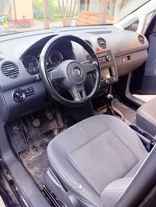 Продам автомобіль VW Caddy