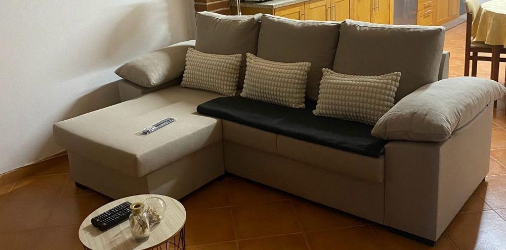 sofá chaiselong seminovo