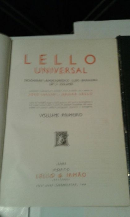 Lello Universal / Dicionário da literatura portuguesa Marujo