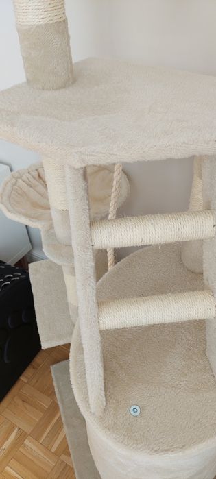 Nowy drapak XL dla kota bardzo stabilny domek legowisko beżowe kremowy