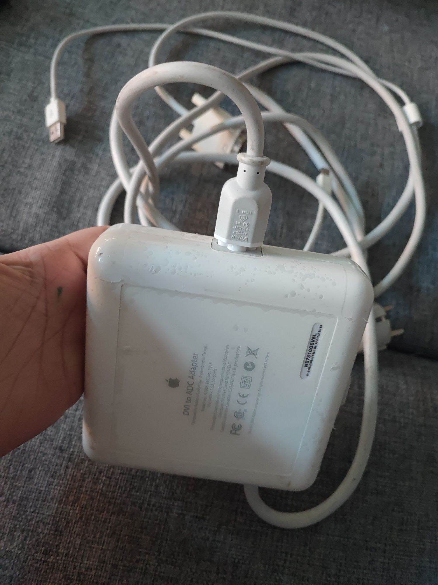B125 Oryginalny zasilacz Apple A1006 do monitora kinowego DVi to ADC A