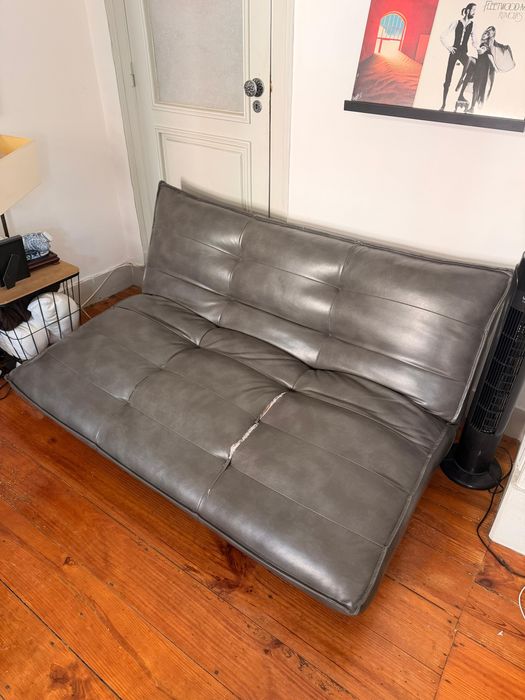 Sofá 2 lugares preto SKLUM