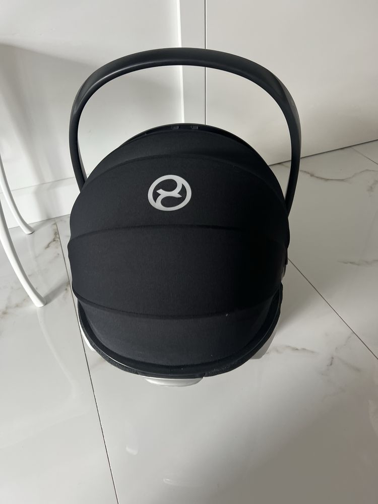Cybex cloud z i-size