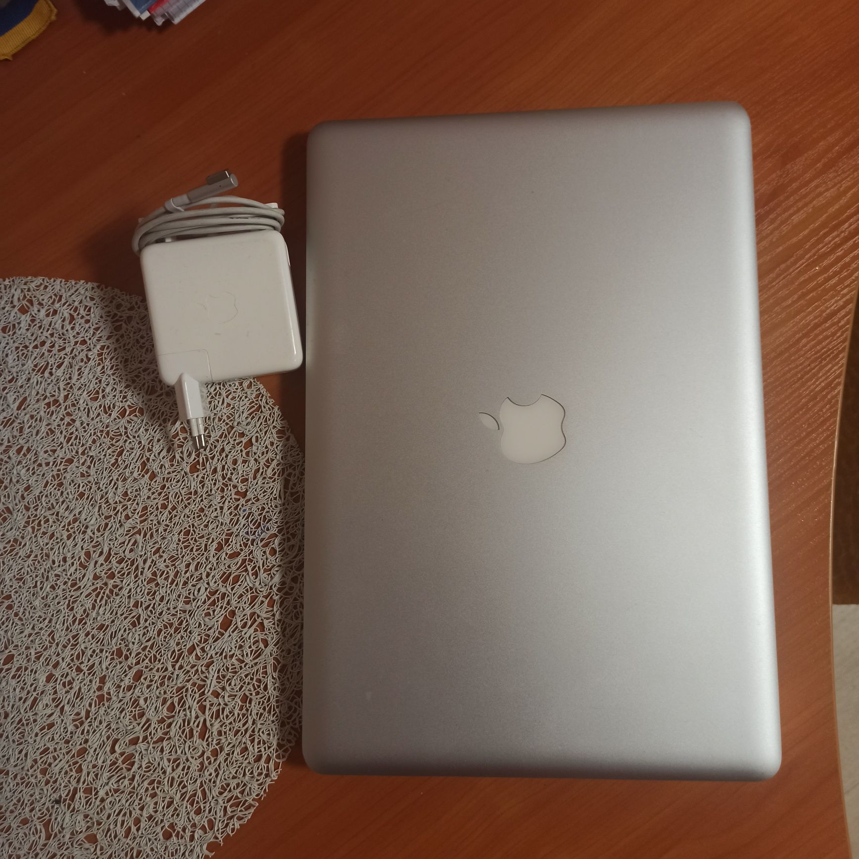 MacBook Pro . ( 15 inch ,Late 2011)