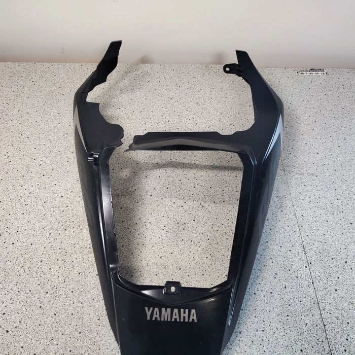 Zadupek, ogon, owiewka, osłona tył Yamaha R6 03-05