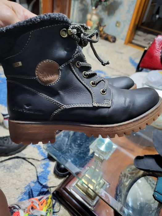 Продам сапоги женские