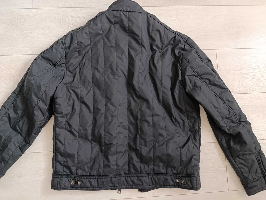 Czarna męska kurtka L pikowana