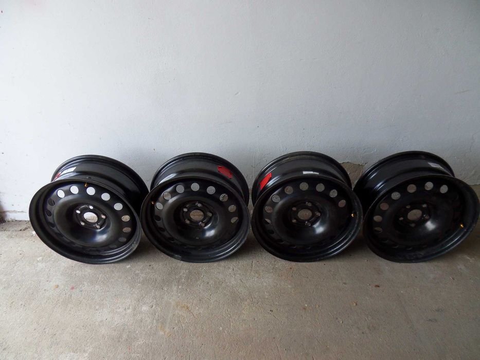 Felgi stalowe 17 Toyota 4 szt. 7J17, 5x114.3 ET-39 otwór 60.1 SDT51143