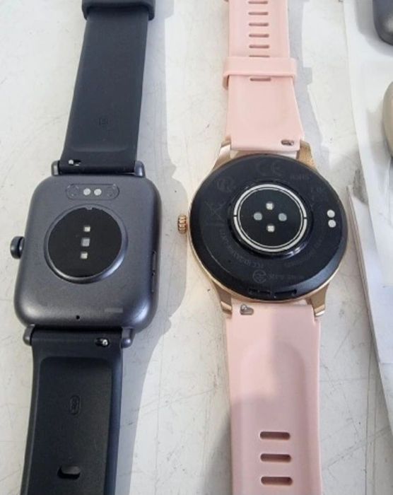 Smartwatch Fitbit Versa 2 Sense 2 Apple watch zestaw kilku sztuk