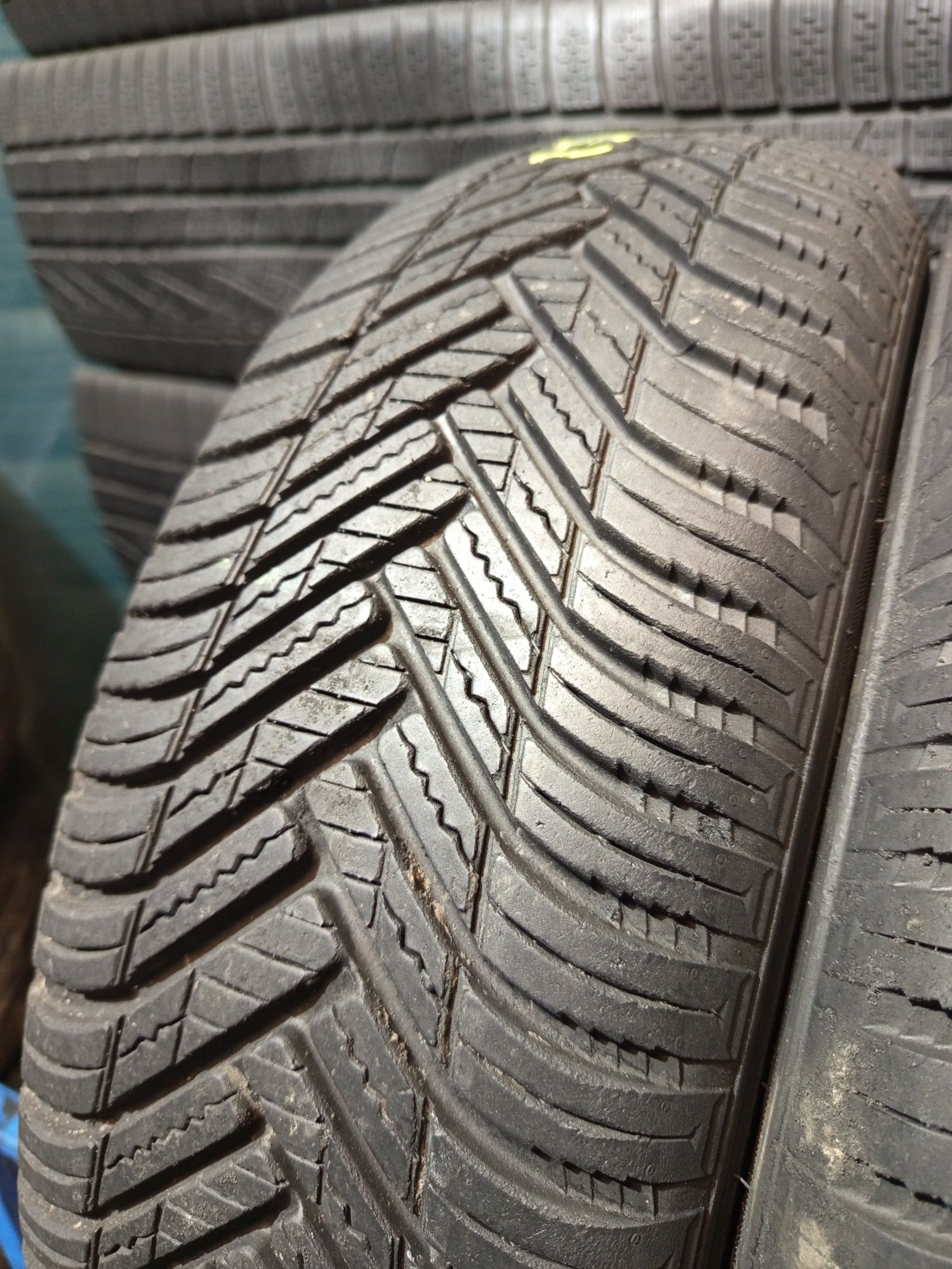 185/65R15 Hankook Kinergy 4s'2