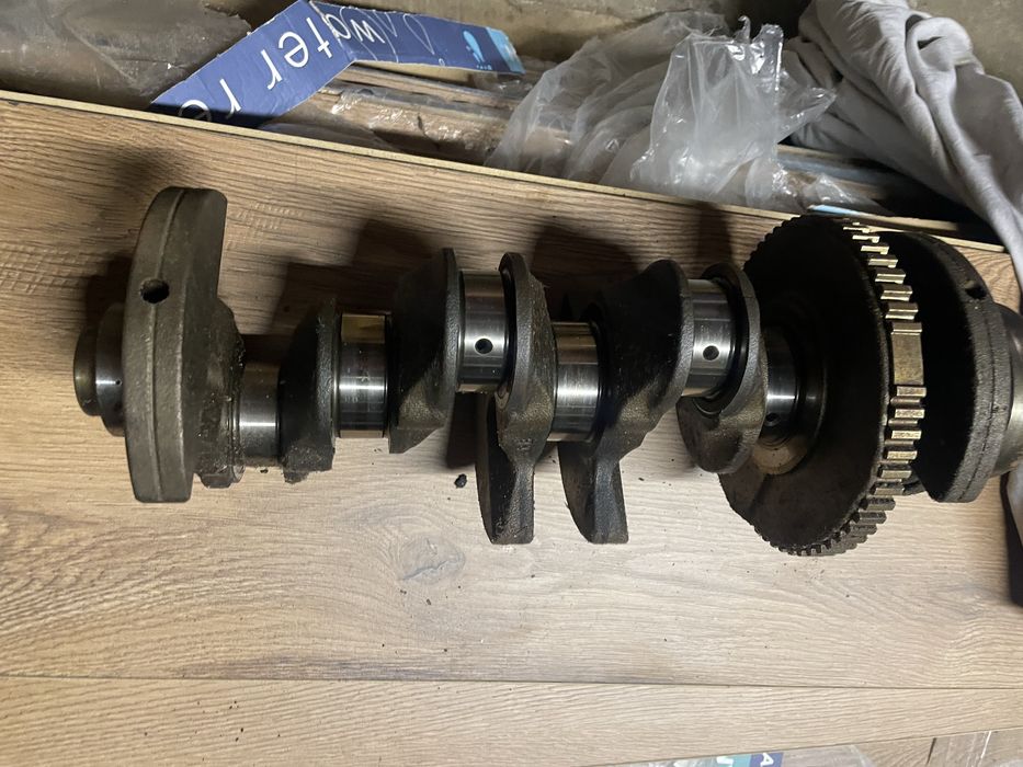 Bmw e46 n42b18 wał korbowy