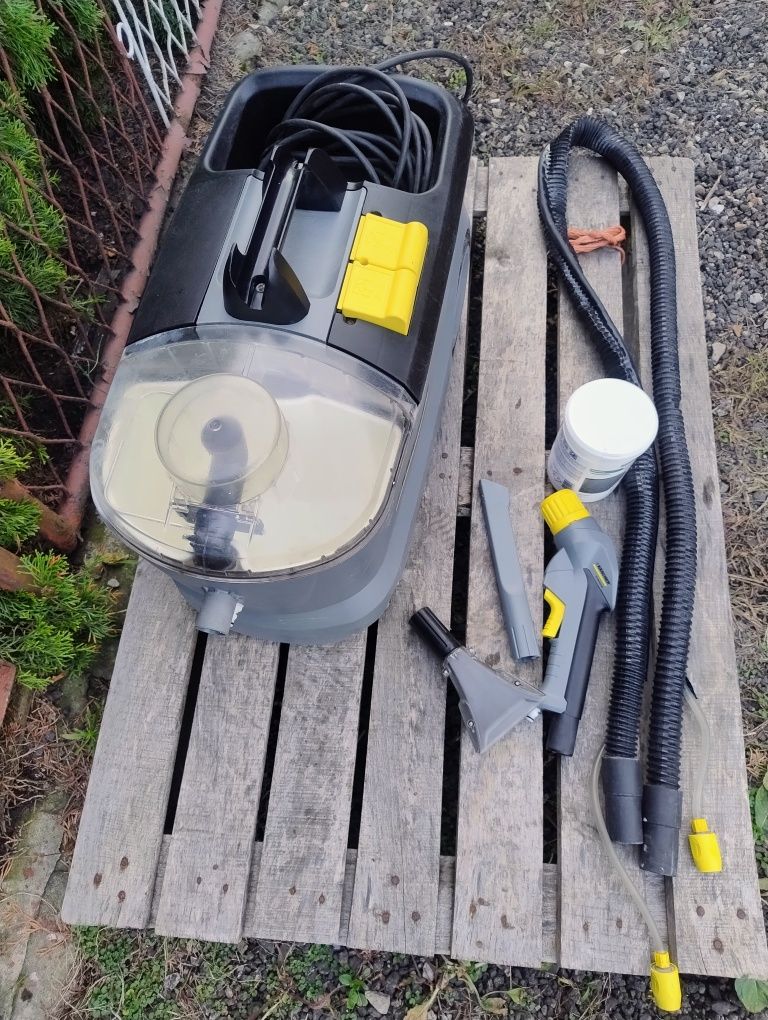 Karcher puzzi 10/1 plus proszek RM 760