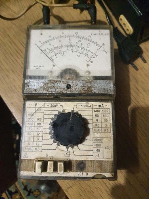 Мультиметри, вольтметри, амперметри, вимірюючі голови